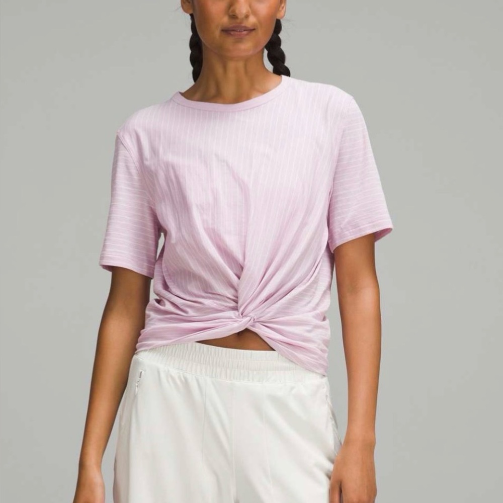 Lululemon Athletica crescent T